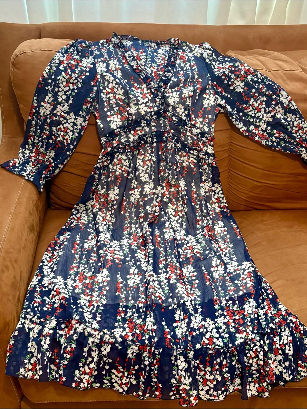 Vestido Midi Floral SHEIN - Navy Blue con Ruffles y Boho Vibe